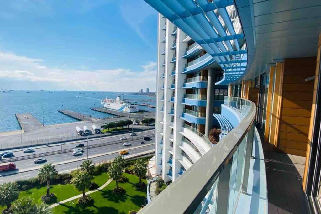 Lux 2 Room Suite Apartment With Seaview In Center İstanbul Dış mekan fotoğraf